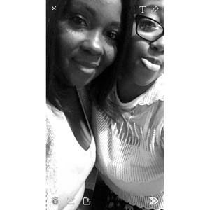 Meet your Posher, Rochelle